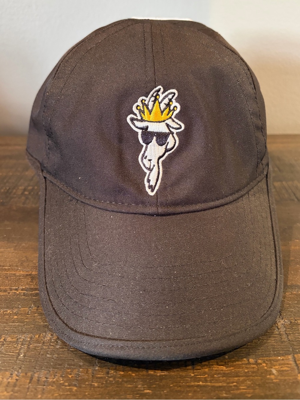GOAT USA Black Snapback Hat – New With Tags 🐐